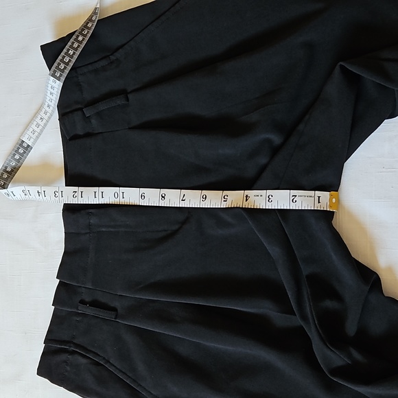 Apostrophe Black Pleated Tapered Leg Pants Size 10 - Picture 11 of 15